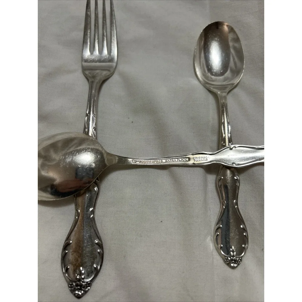 Wm. Rogers Mfg. Co. silverplate Camelot Melody 3  Pieces Utensils Silverware